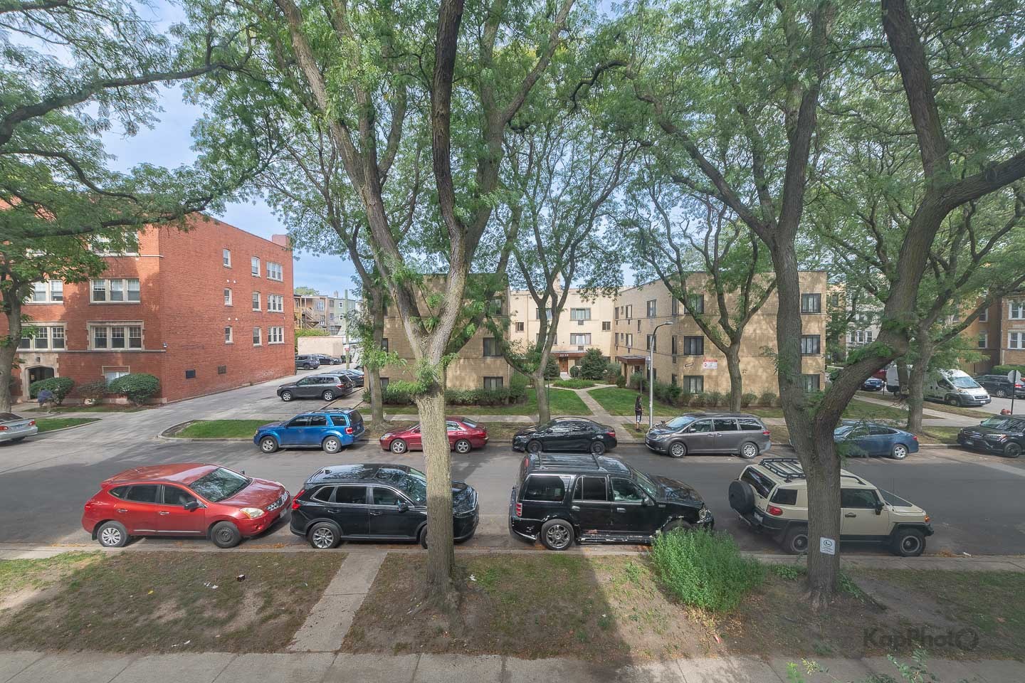 2041 W Jarvis Avenue Unit: 2E