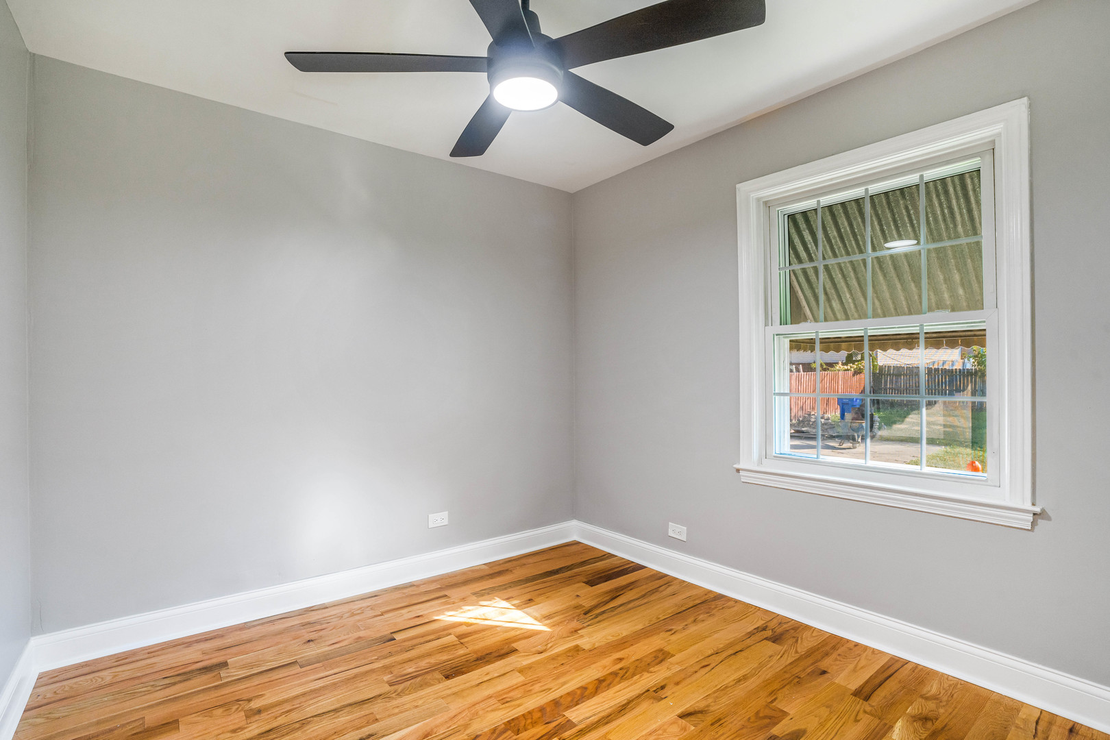 6411 S Leclaire Avenue