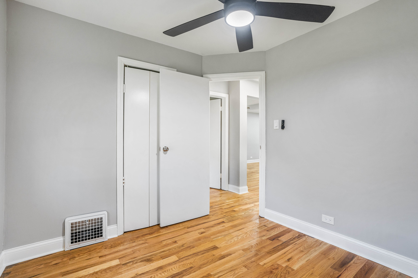 6411 S Leclaire Avenue