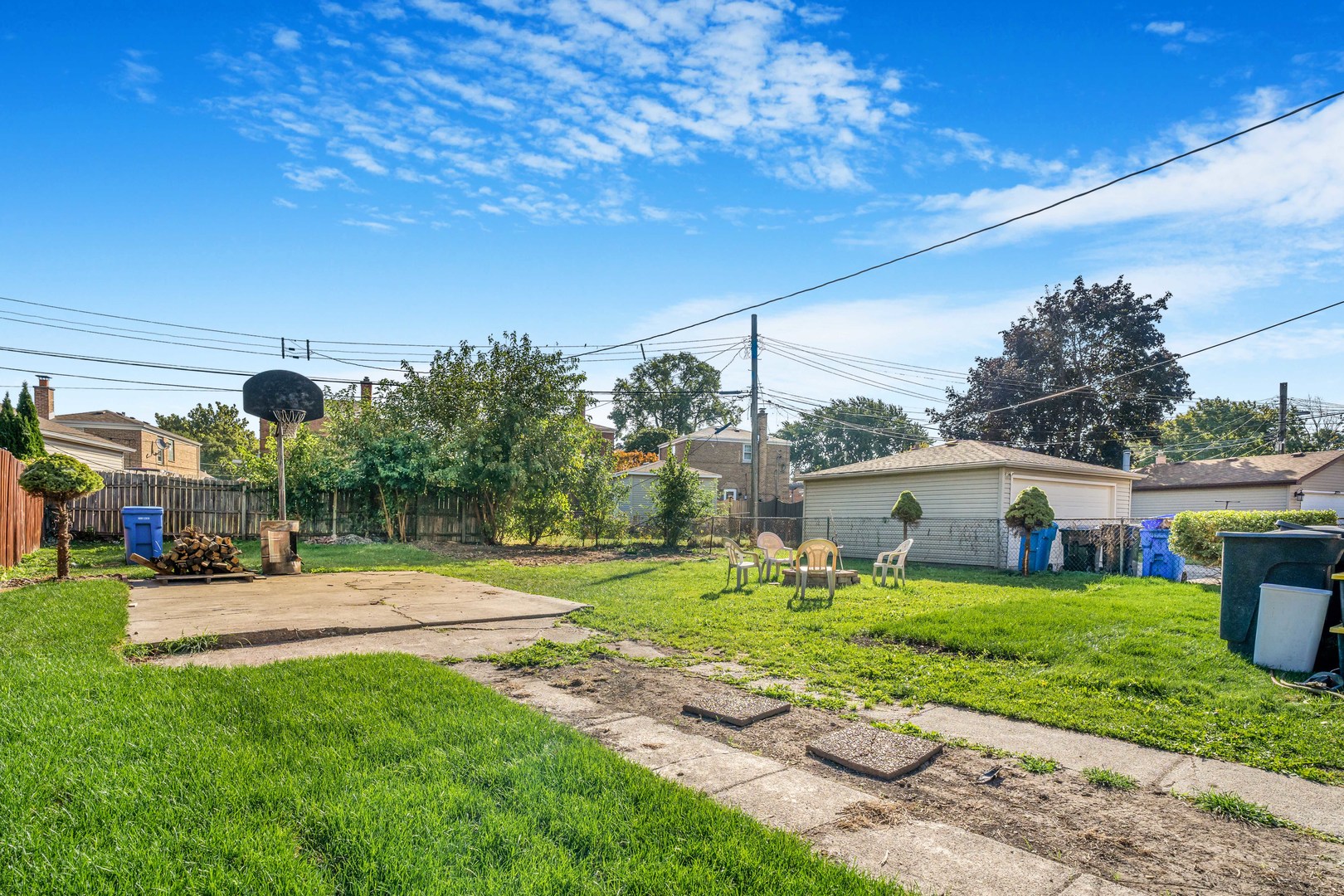 6411 S Leclaire Avenue