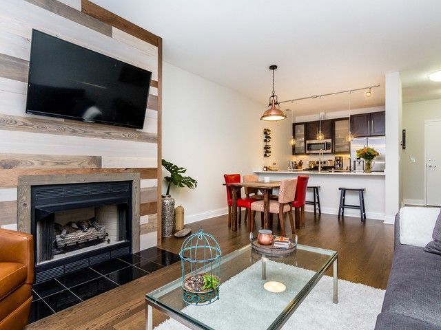 1151 W Washington Boulevard Unit: 102