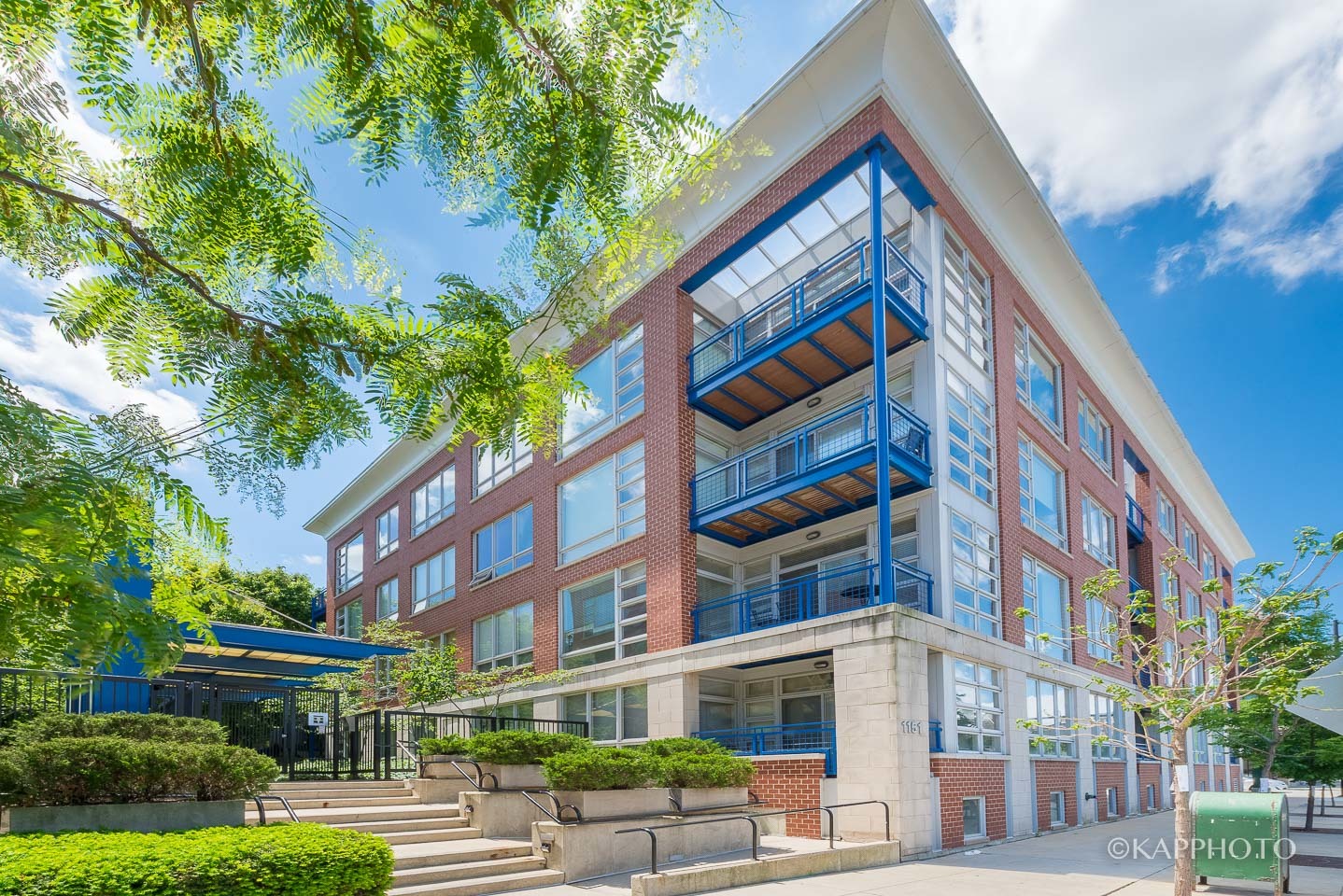 1151 W Washington Boulevard Unit: 102