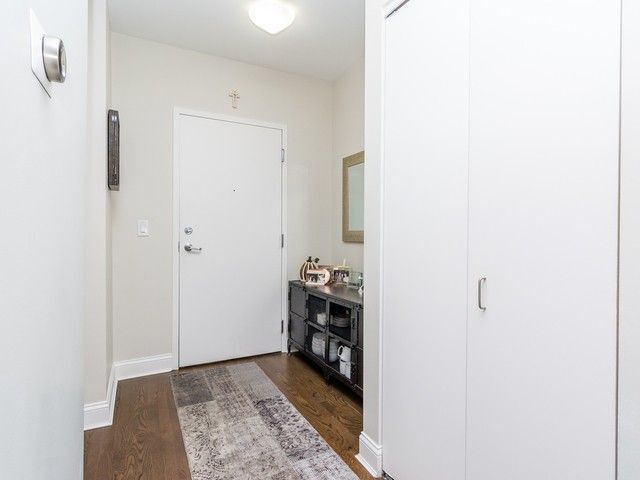 1151 W Washington Boulevard Unit: 102