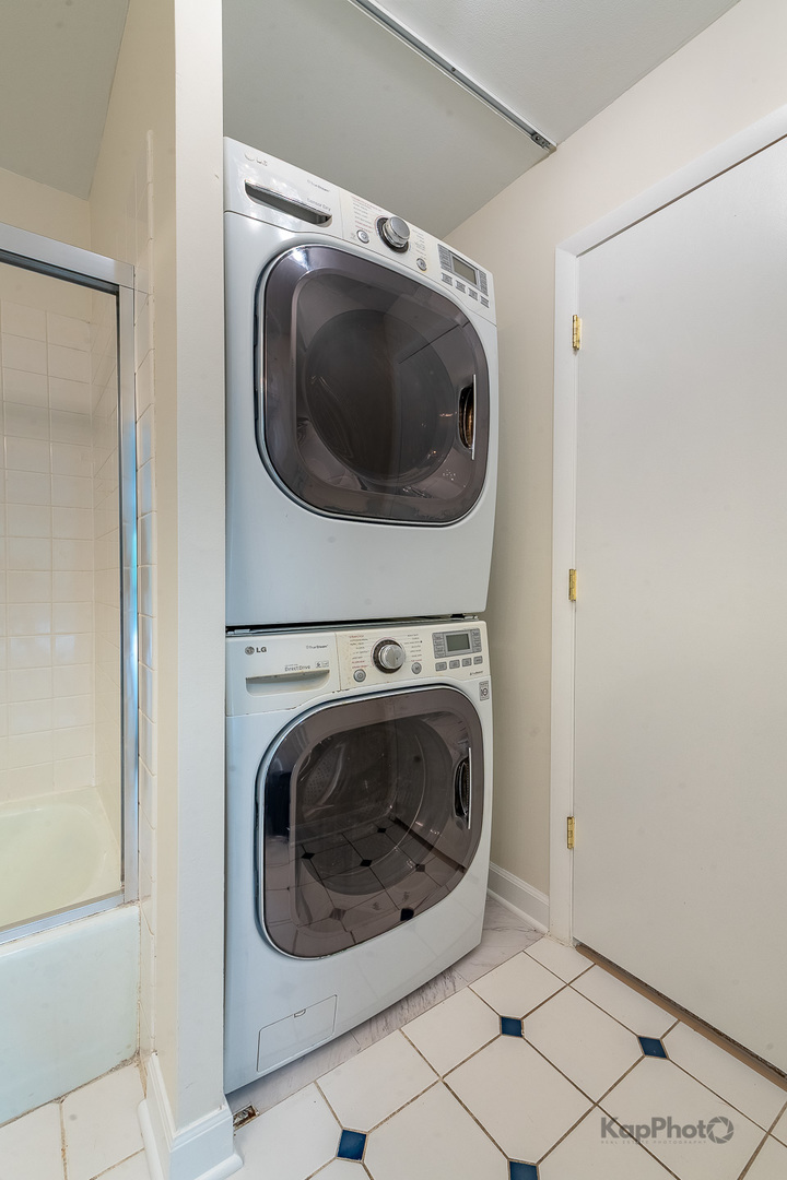 120 Lakeview Drive Unit: 318