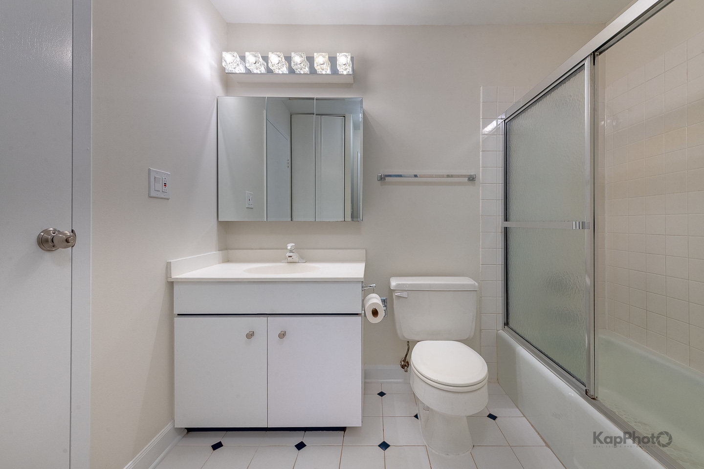 120 Lakeview Drive Unit: 318