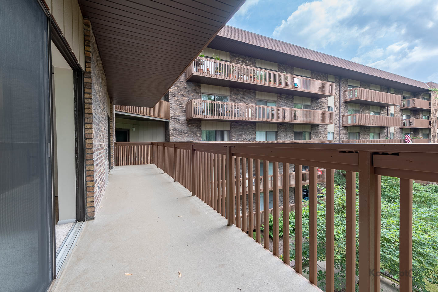 120 Lakeview Drive Unit: 318