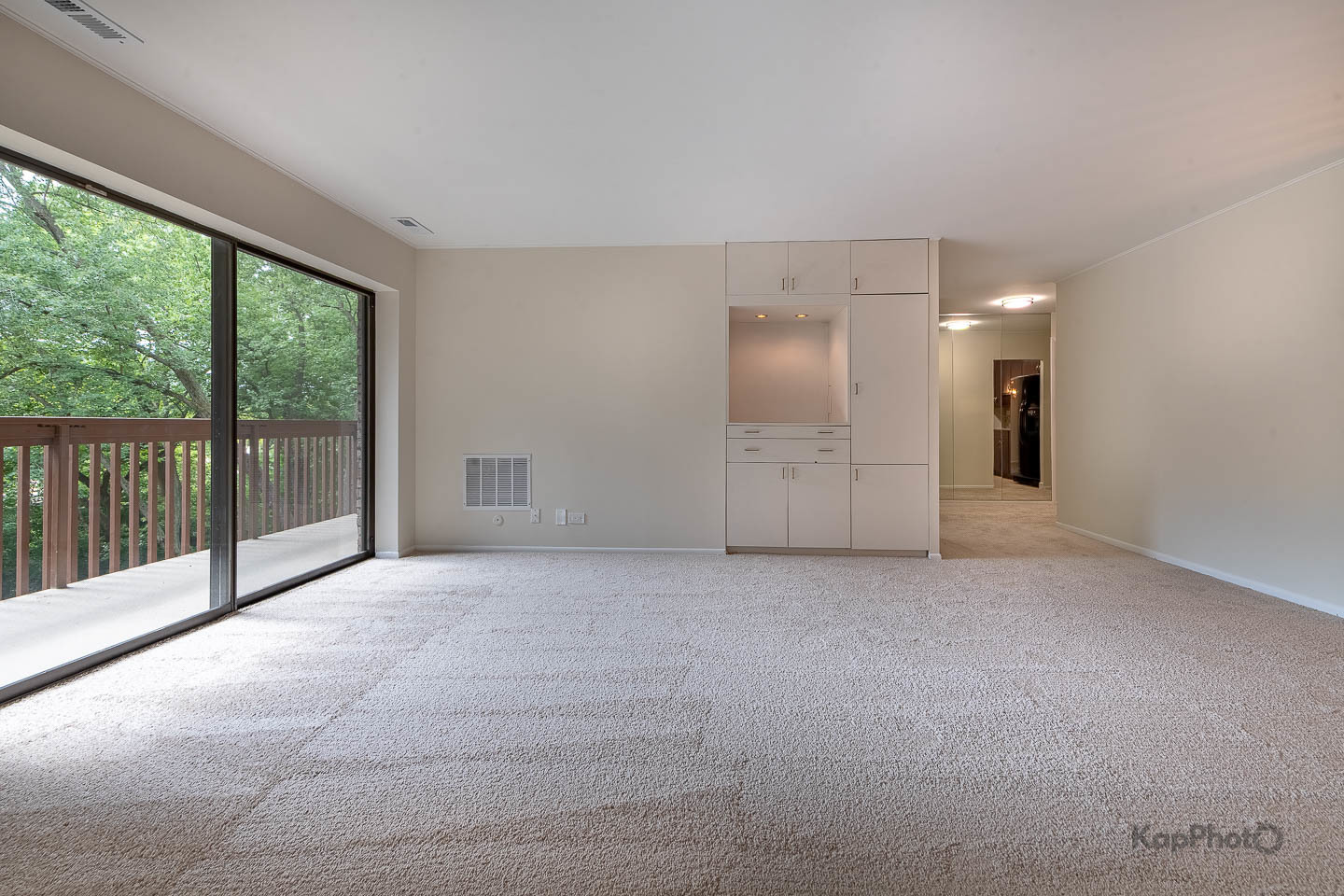 120 Lakeview Drive Unit: 318