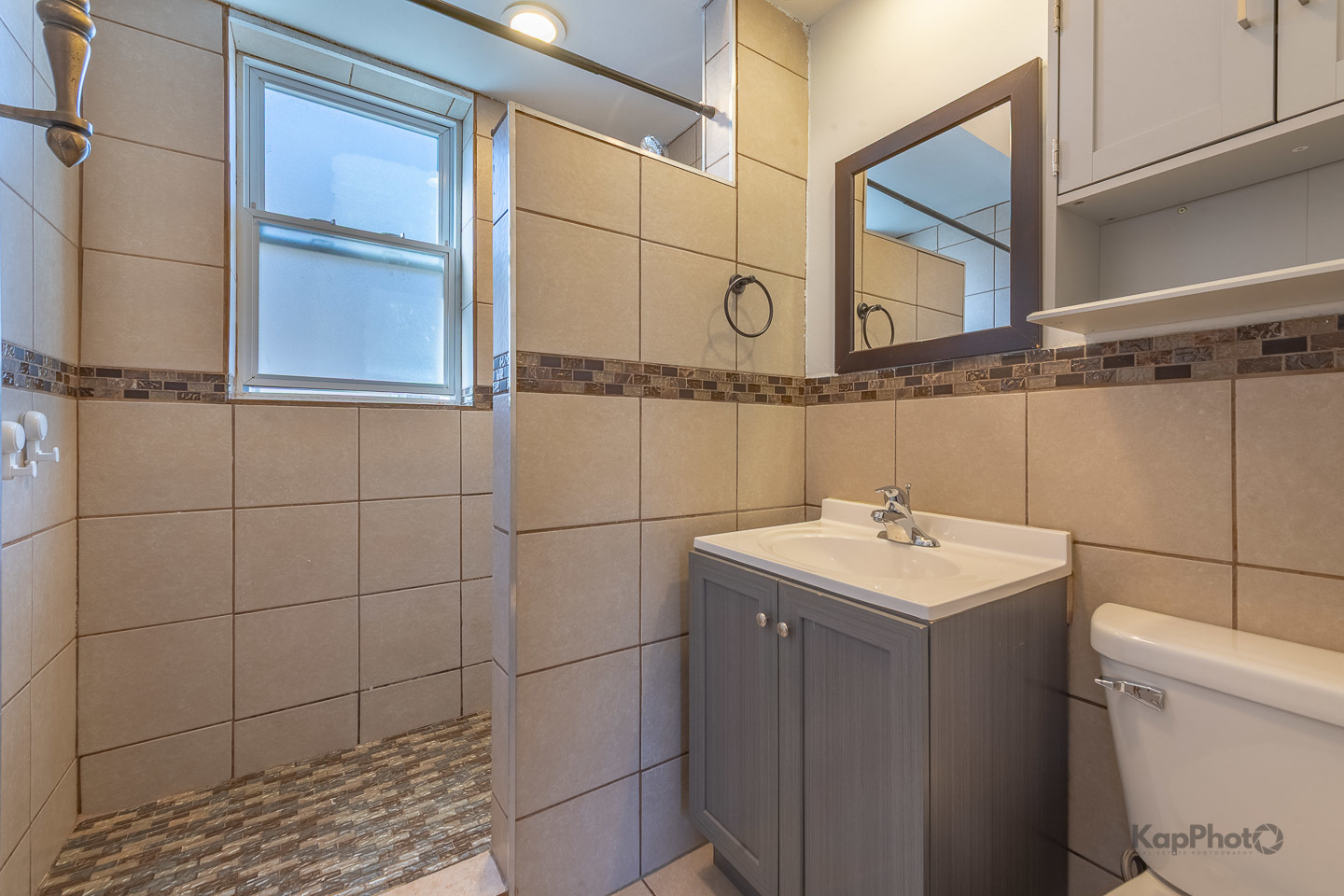 2504 S Blue Island Avenue Unit: 1R