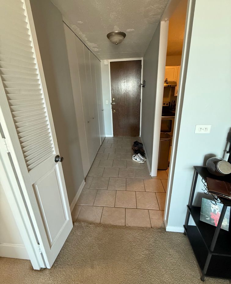 720 W Gordon Terrace Unit: 17J