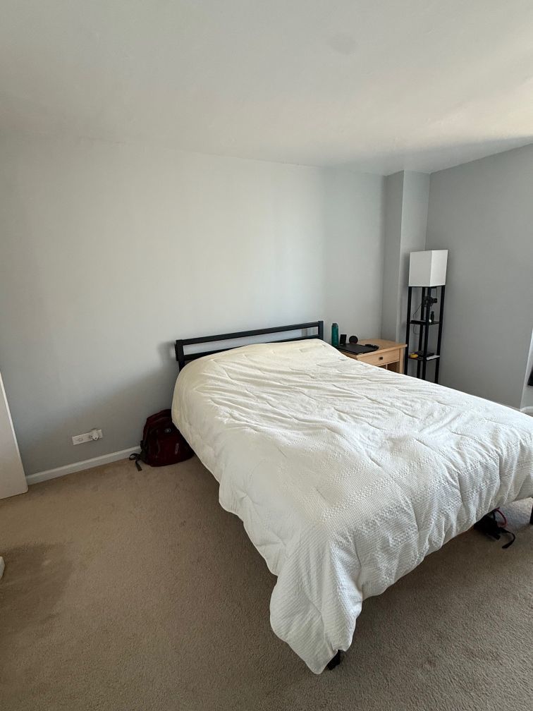 720 W Gordon Terrace Unit: 17J