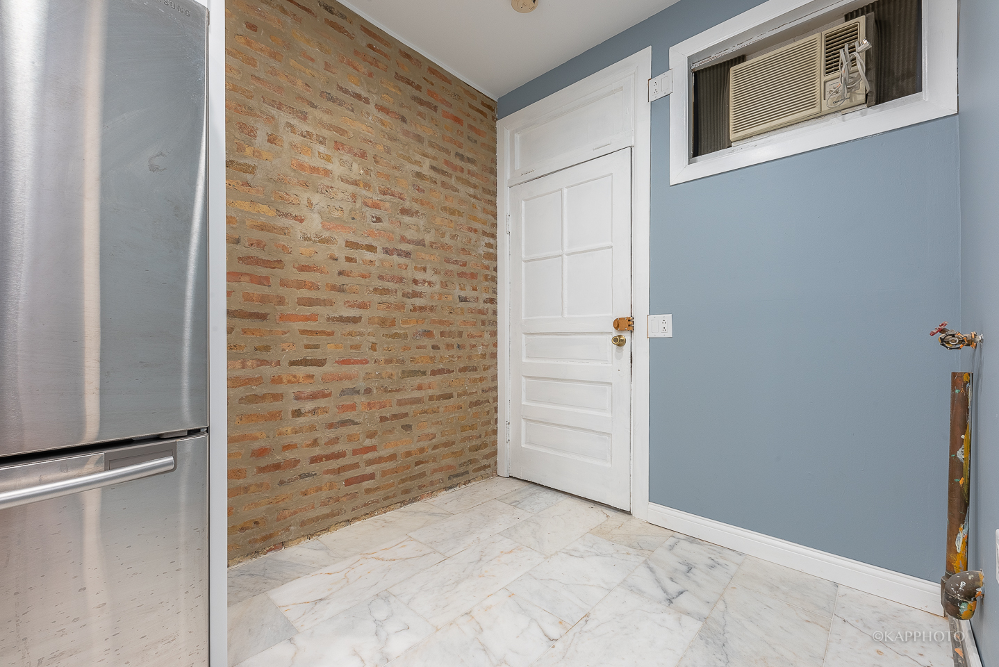 1329 W Addison Street Unit: 1A