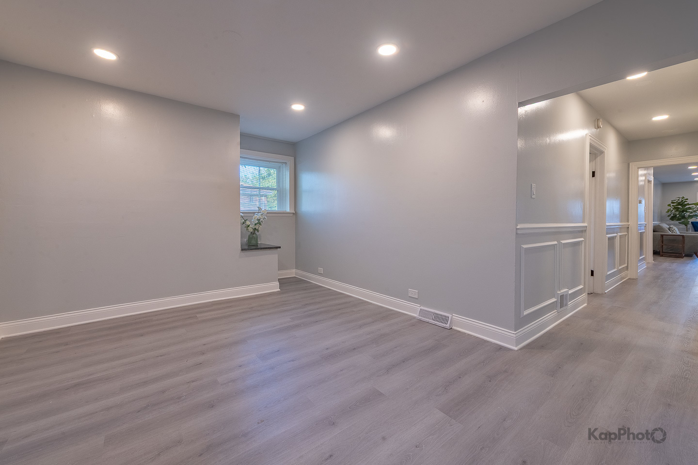 6259 W Peterson Avenue