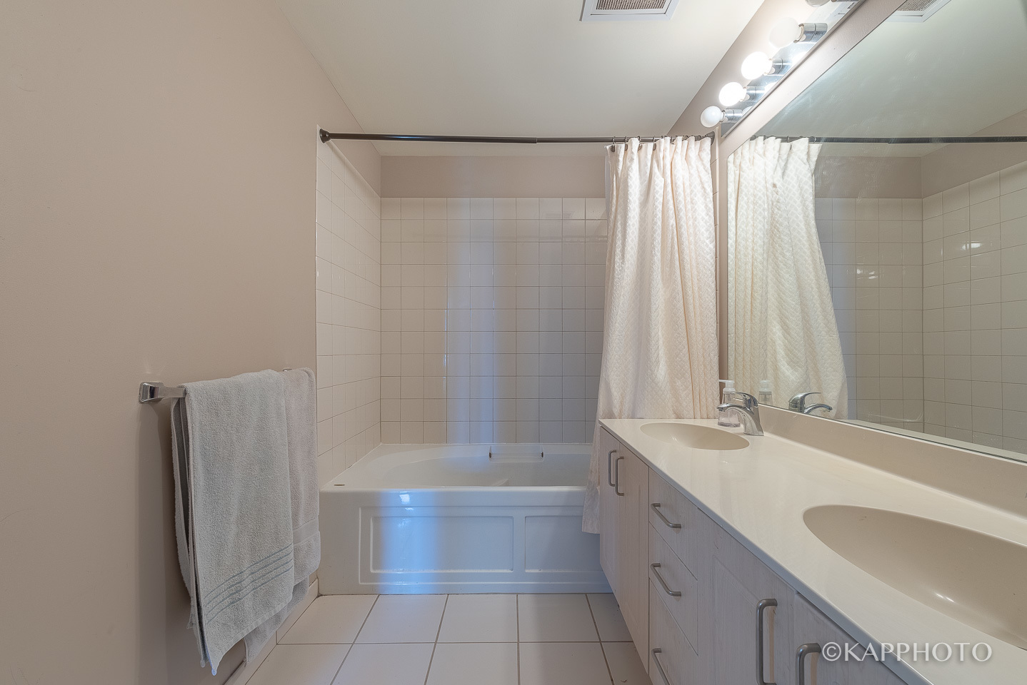 1620 S Michigan Avenue Unit: 904