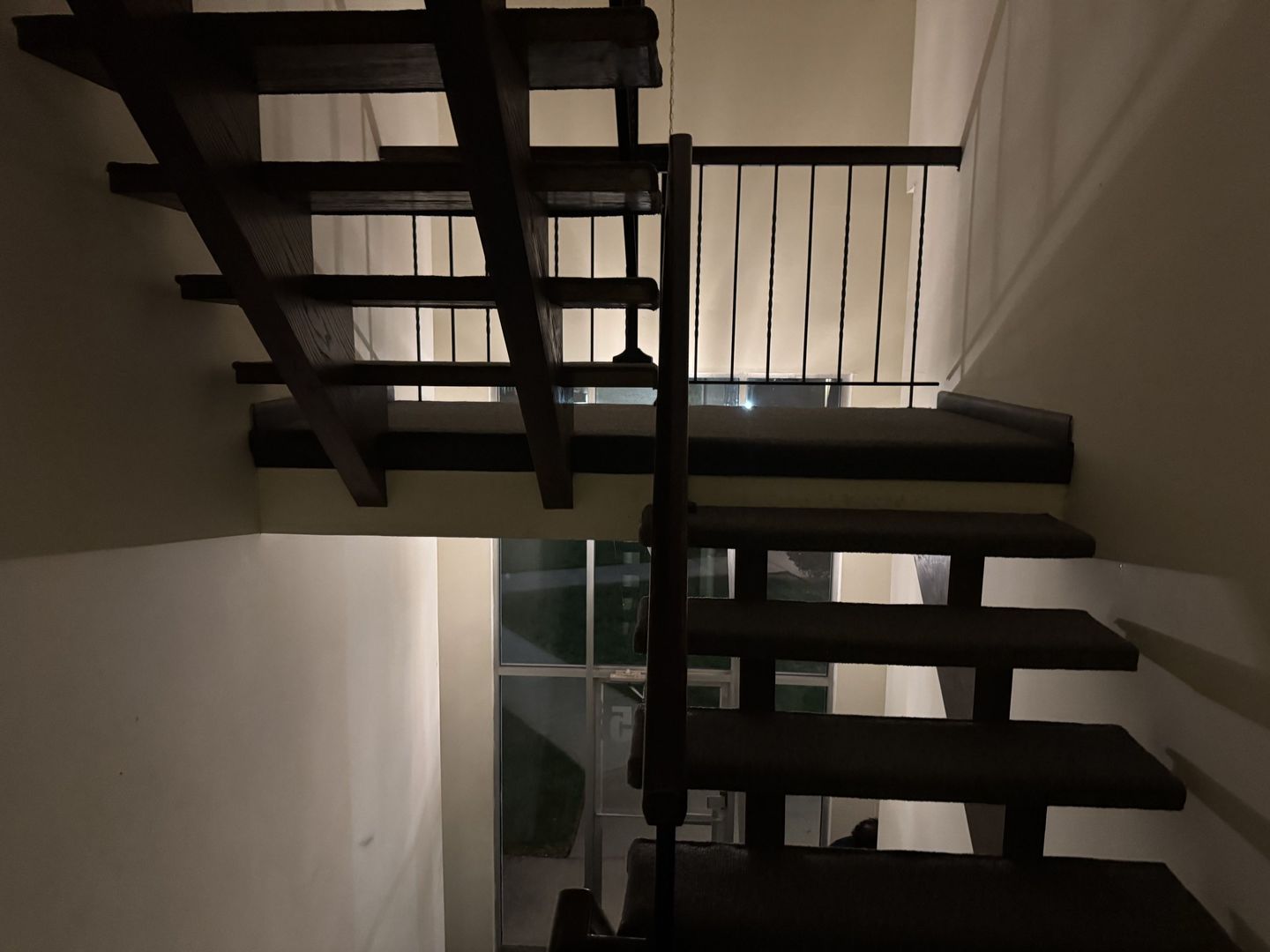 4905 W 109th Street Unit: 202