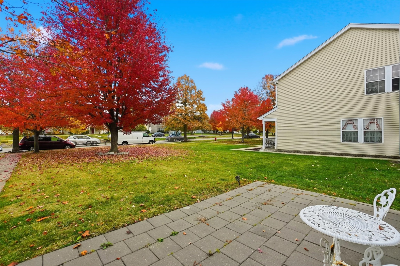 315 OGDEN FALLS Boulevard