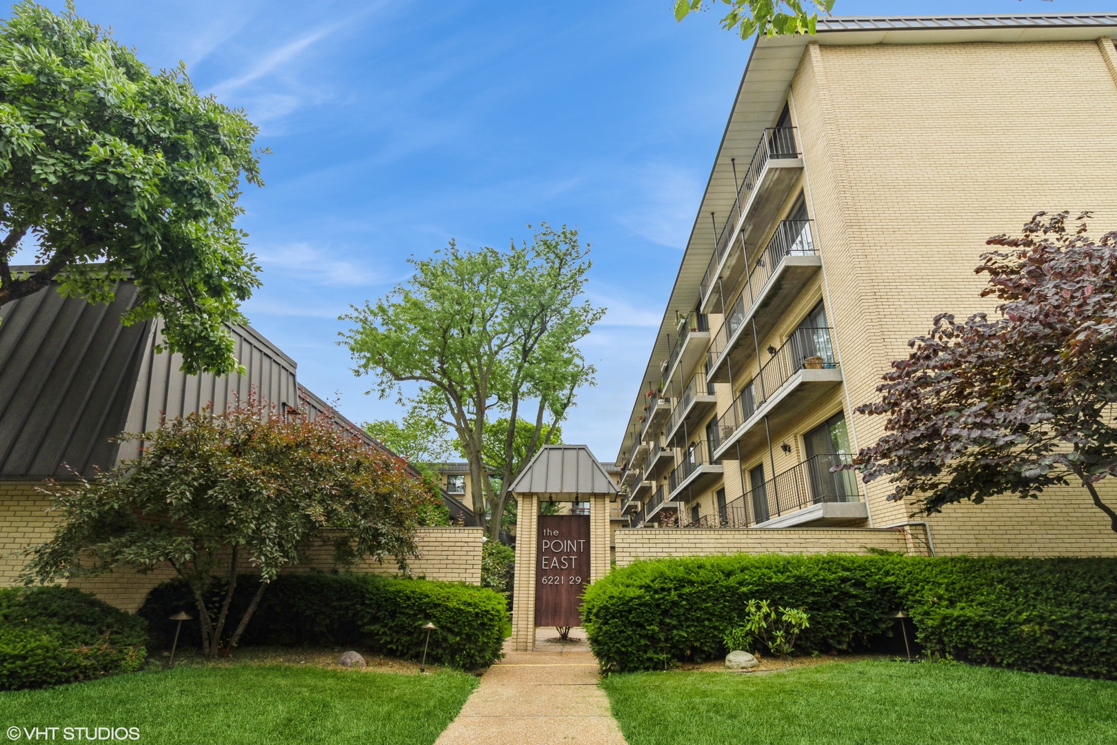 6229 N Niagara Avenue Unit: 209