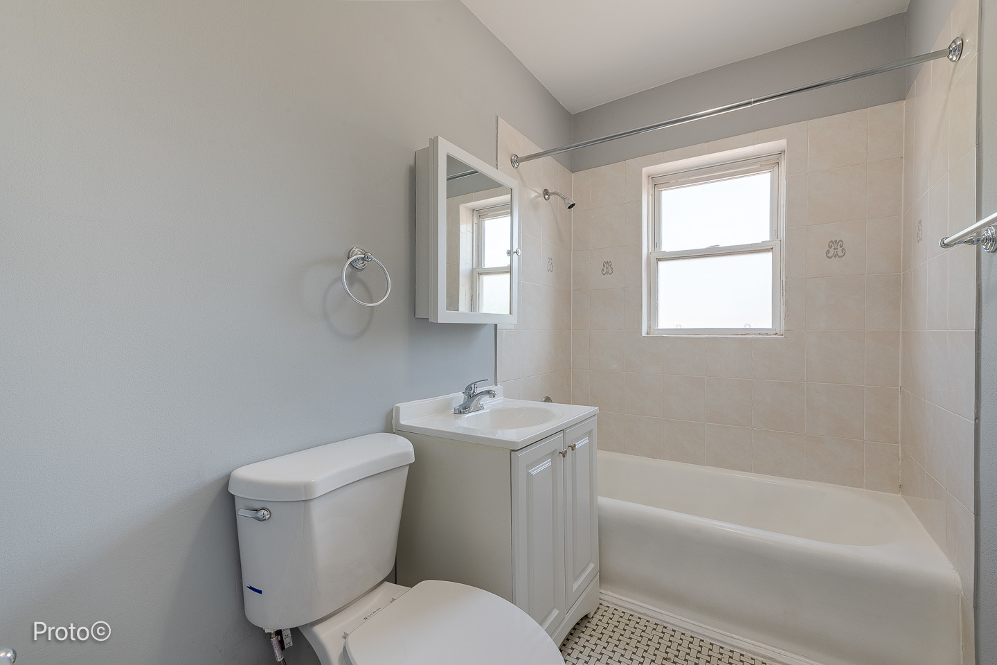 5148 N Monitor Avenue Unit: 301