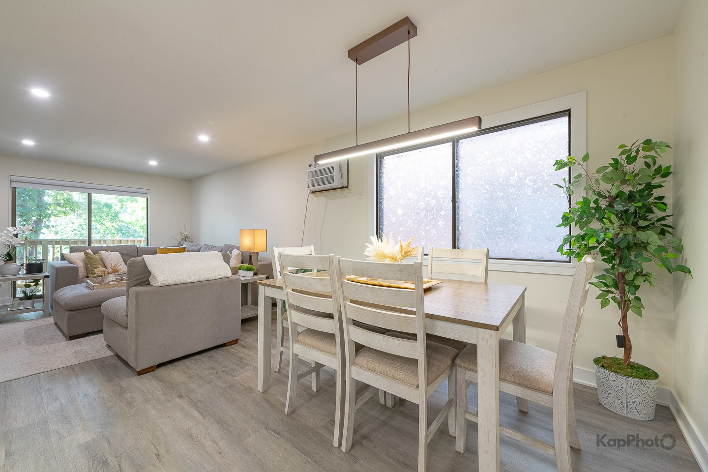 6612 W 64th Place Unit: 2W