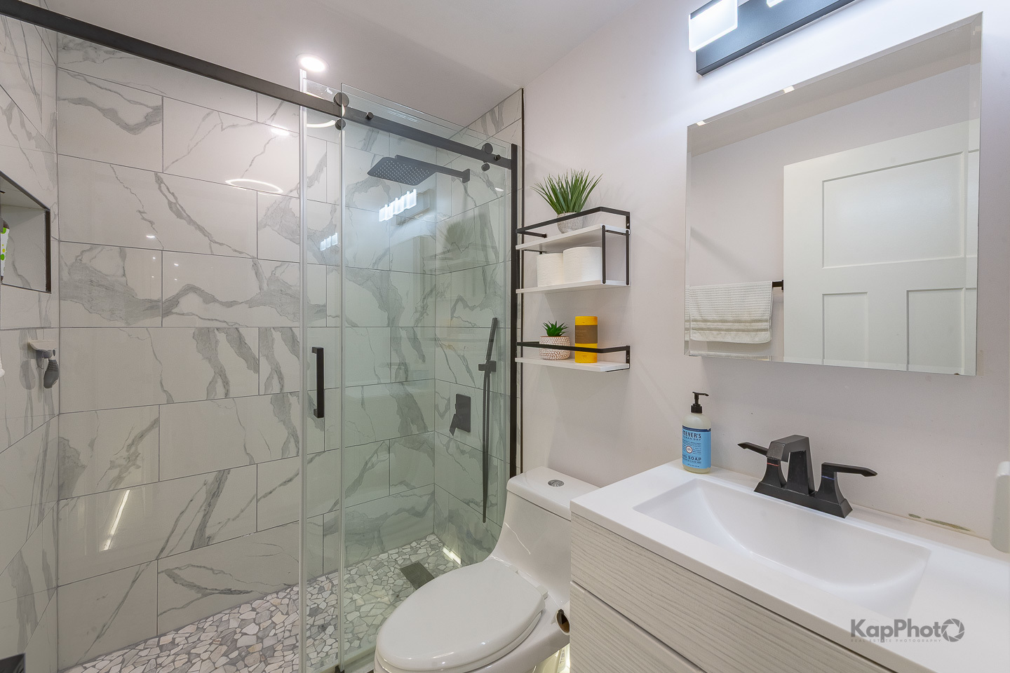 6612 W 64th Place Unit: 2W