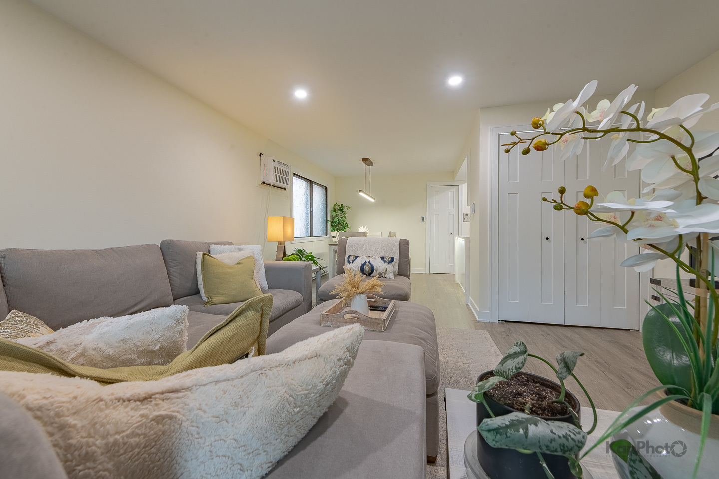 6612 W 64th Place Unit: 2W