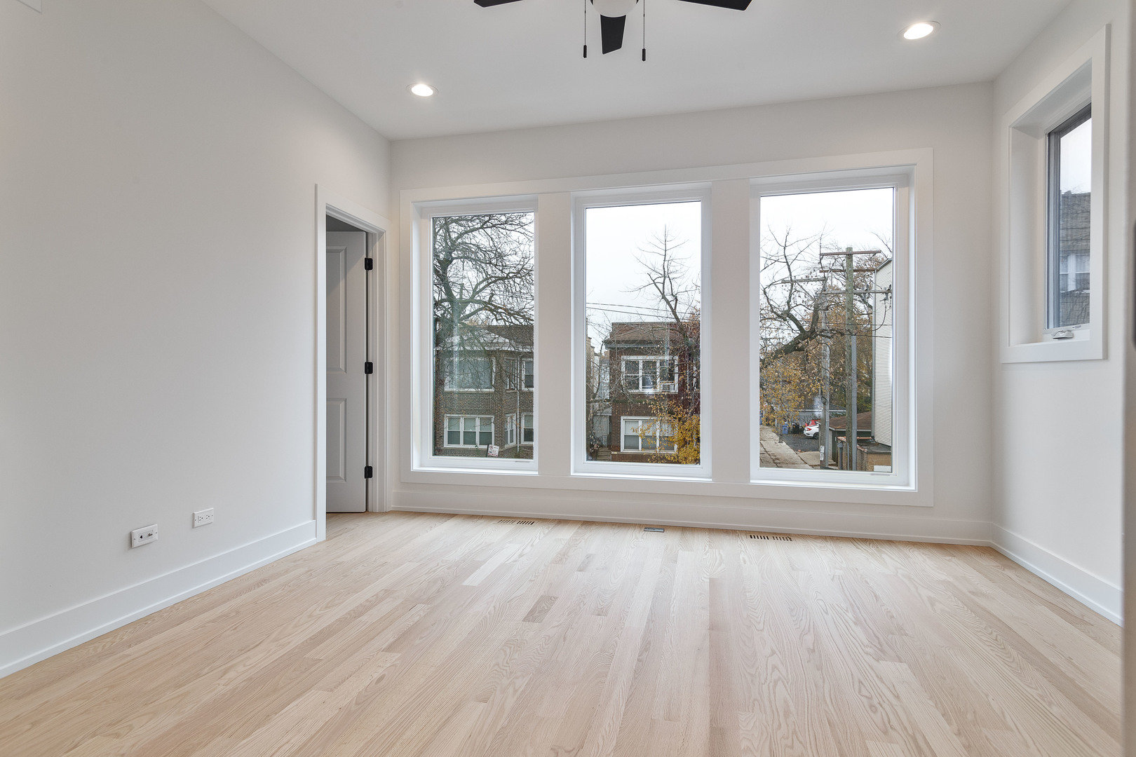 4246 N Kimball Avenue