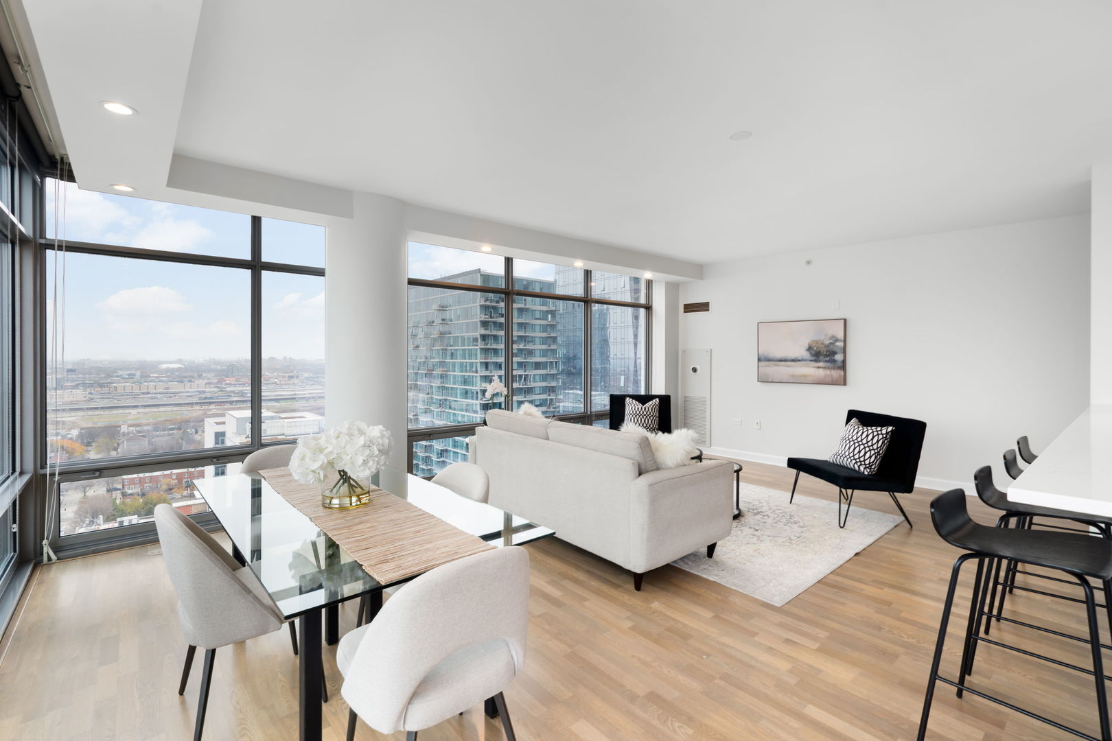 100 E 14th Street Unit: 2106