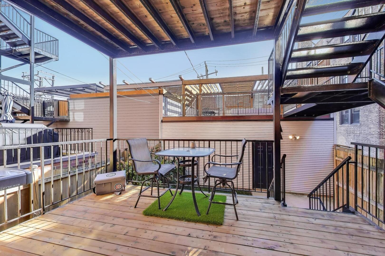 1169 W EDDY Street Unit: 101