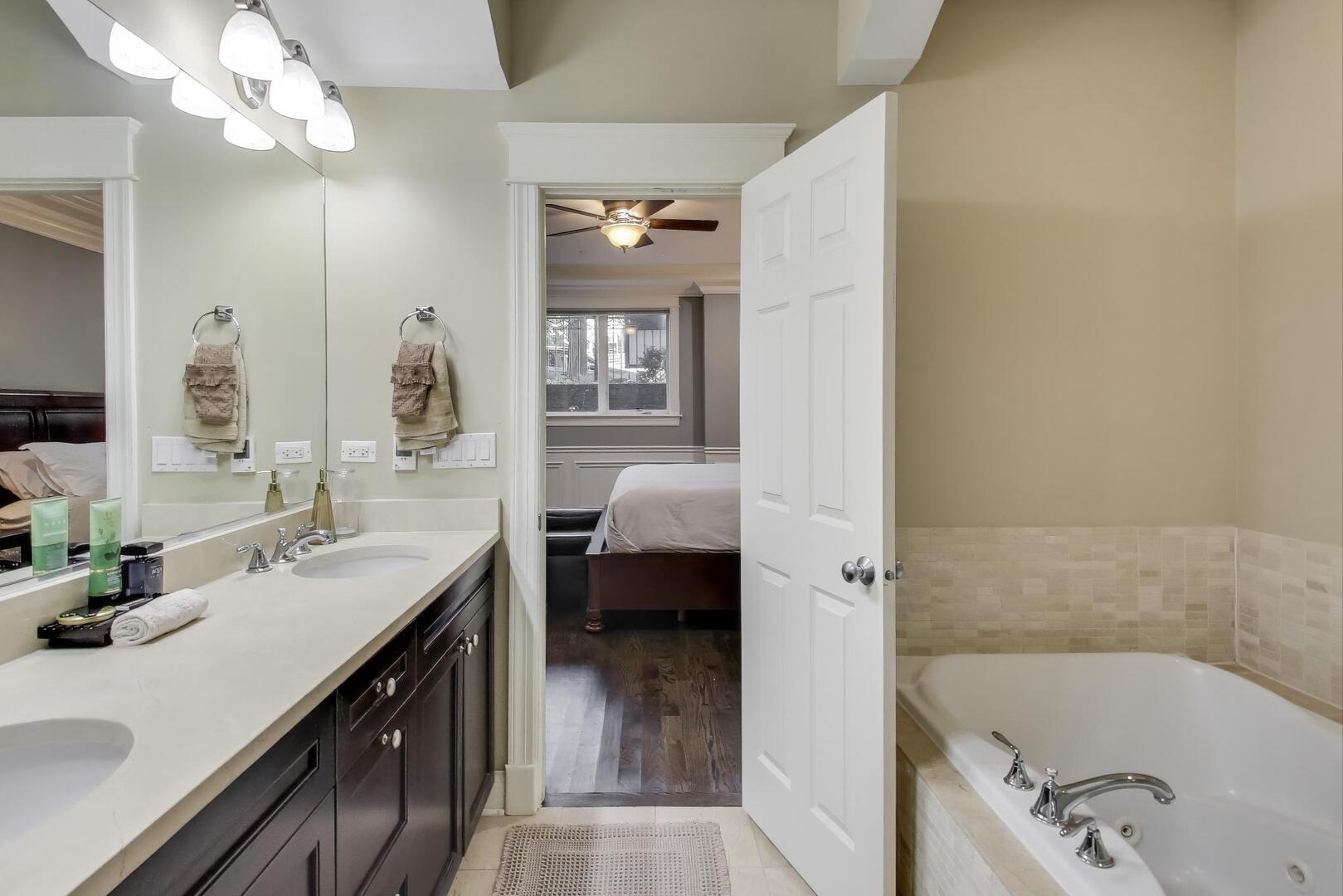 1169 W EDDY Street Unit: 101