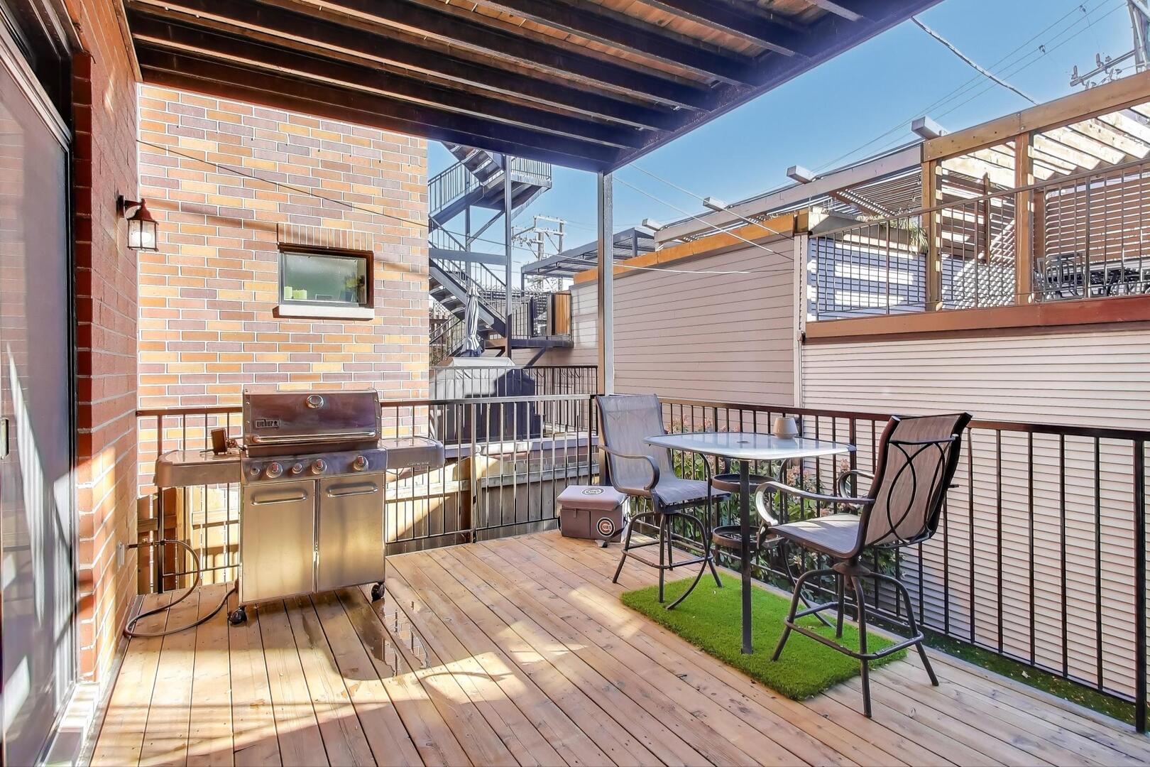 1169 W EDDY Street Unit: 101