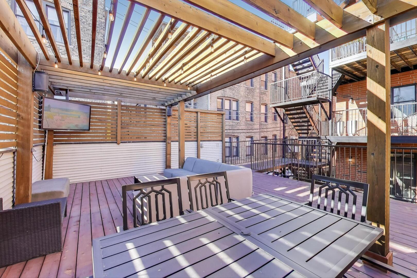 1169 W EDDY Street Unit: 101