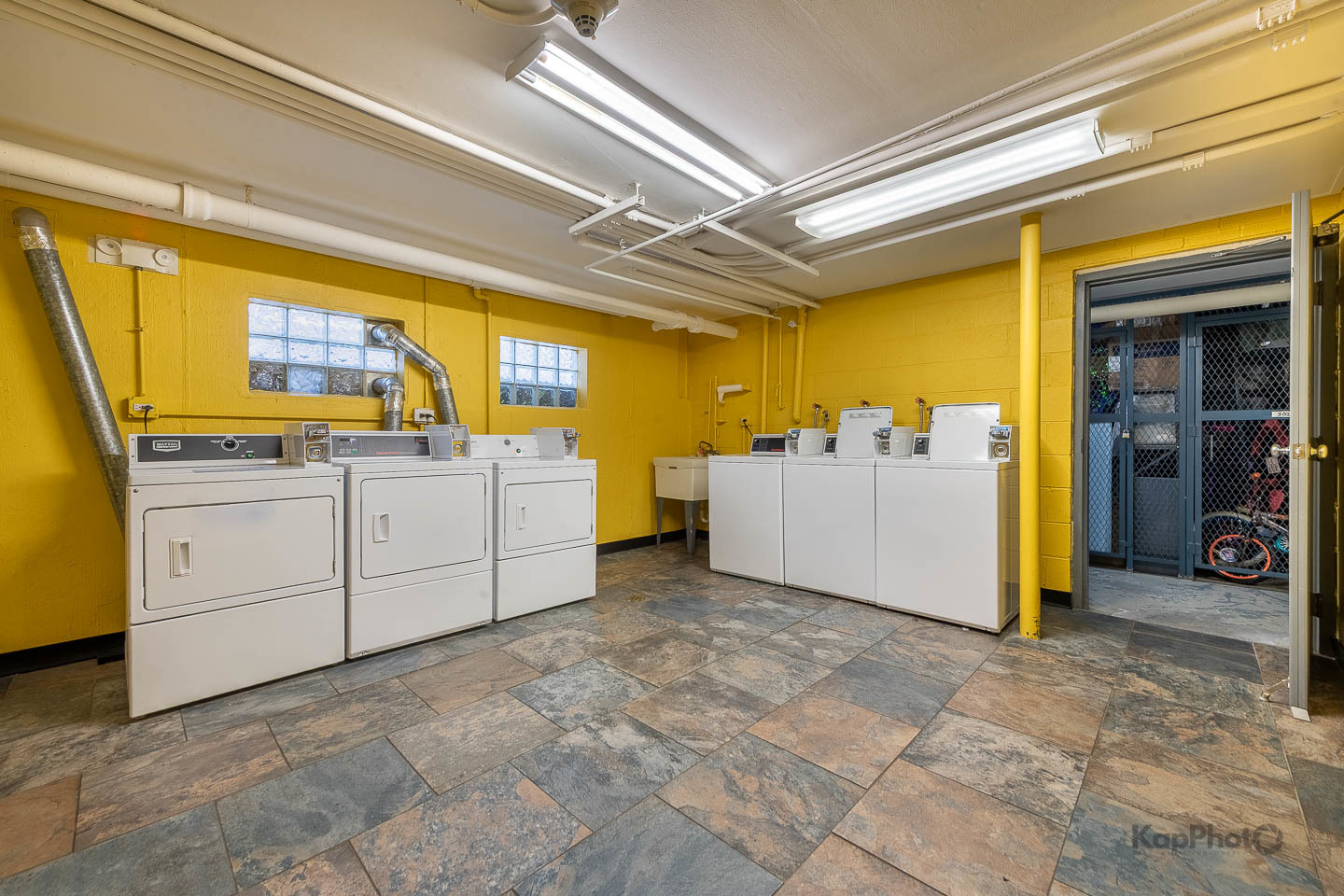 4820 Conrad Street Unit: 202