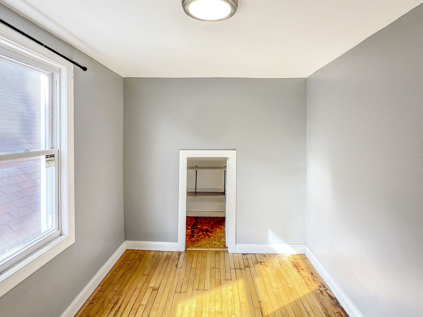 5639 S Emerald Avenue