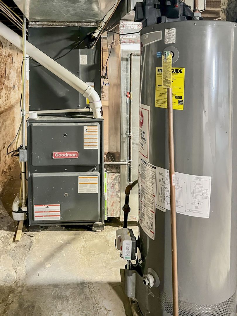 5639 S Emerald Avenue