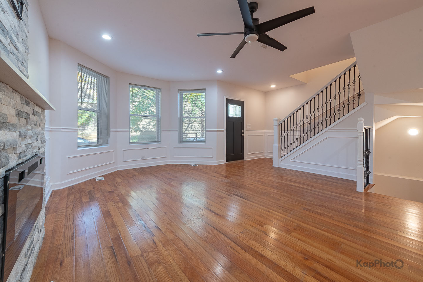 527 N Ridgeway Avenue