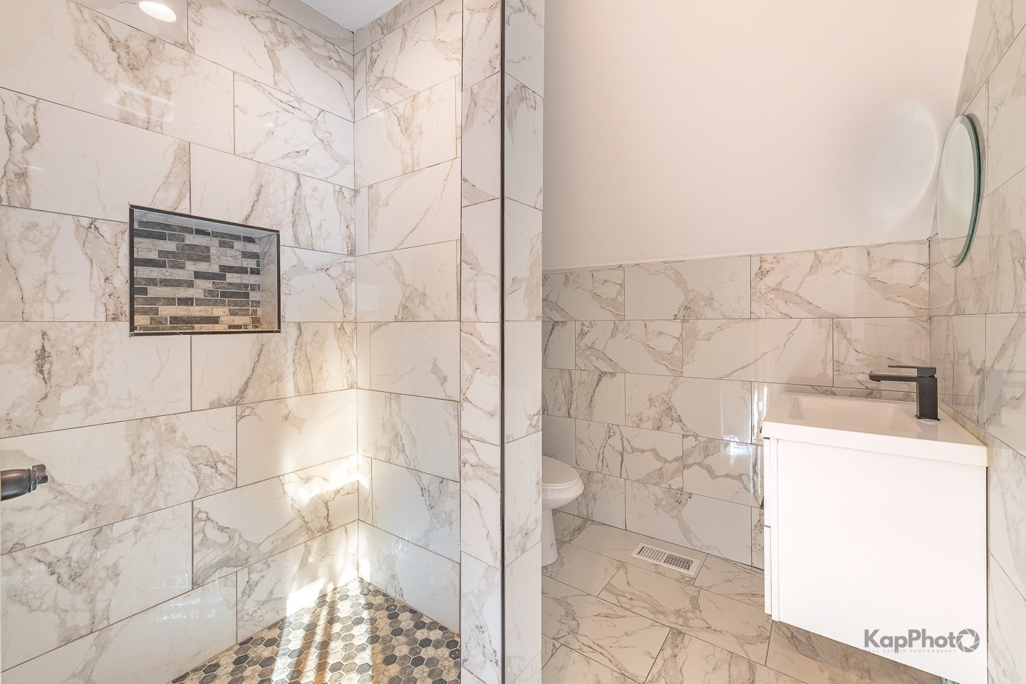 527 N Ridgeway Avenue