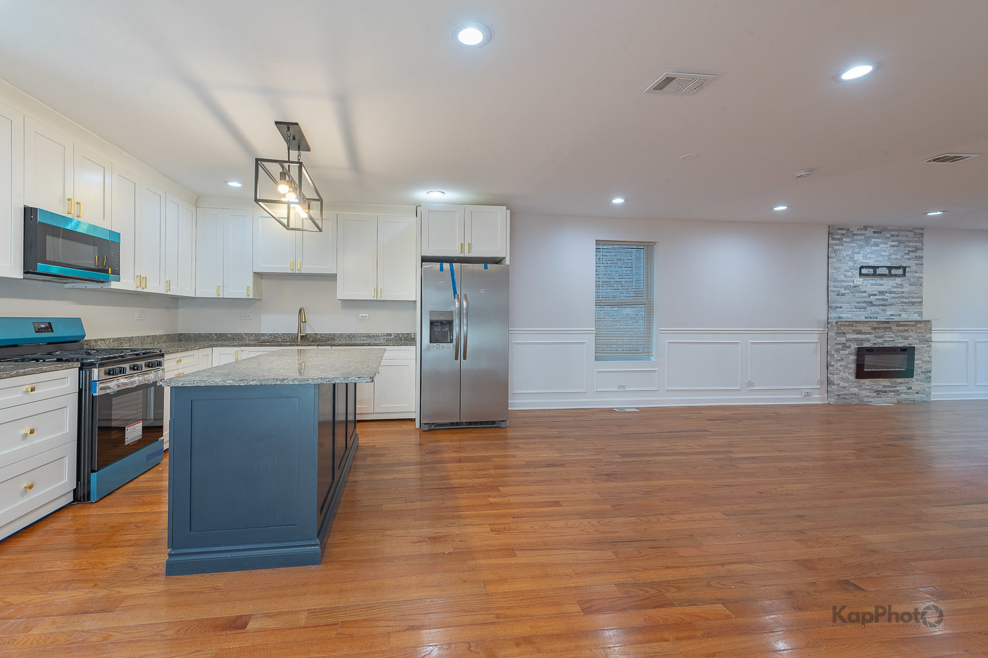 527 N Ridgeway Avenue