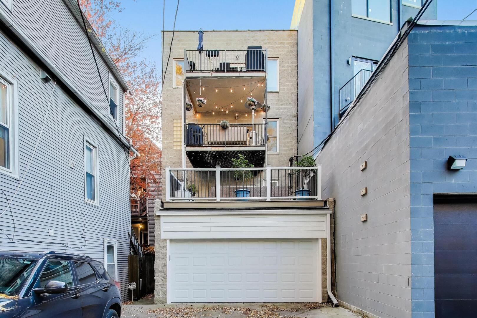 2919 N SOUTHPORT Avenue Unit: 3