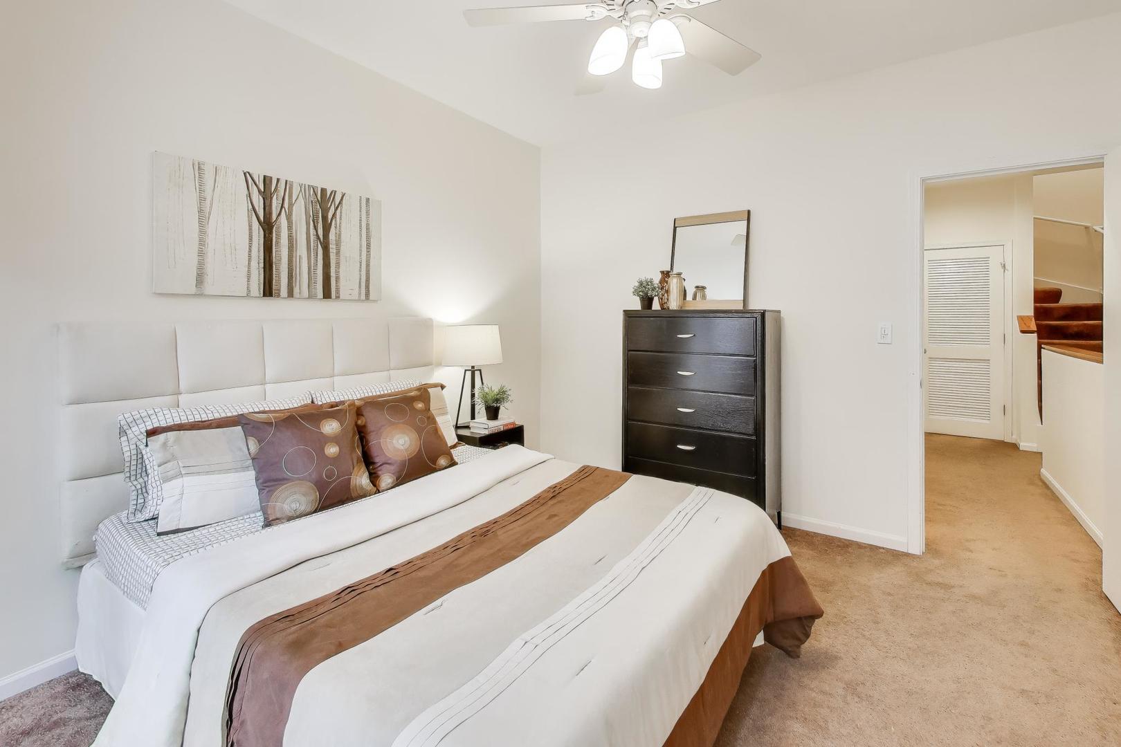 1327 S Indiana Parkway