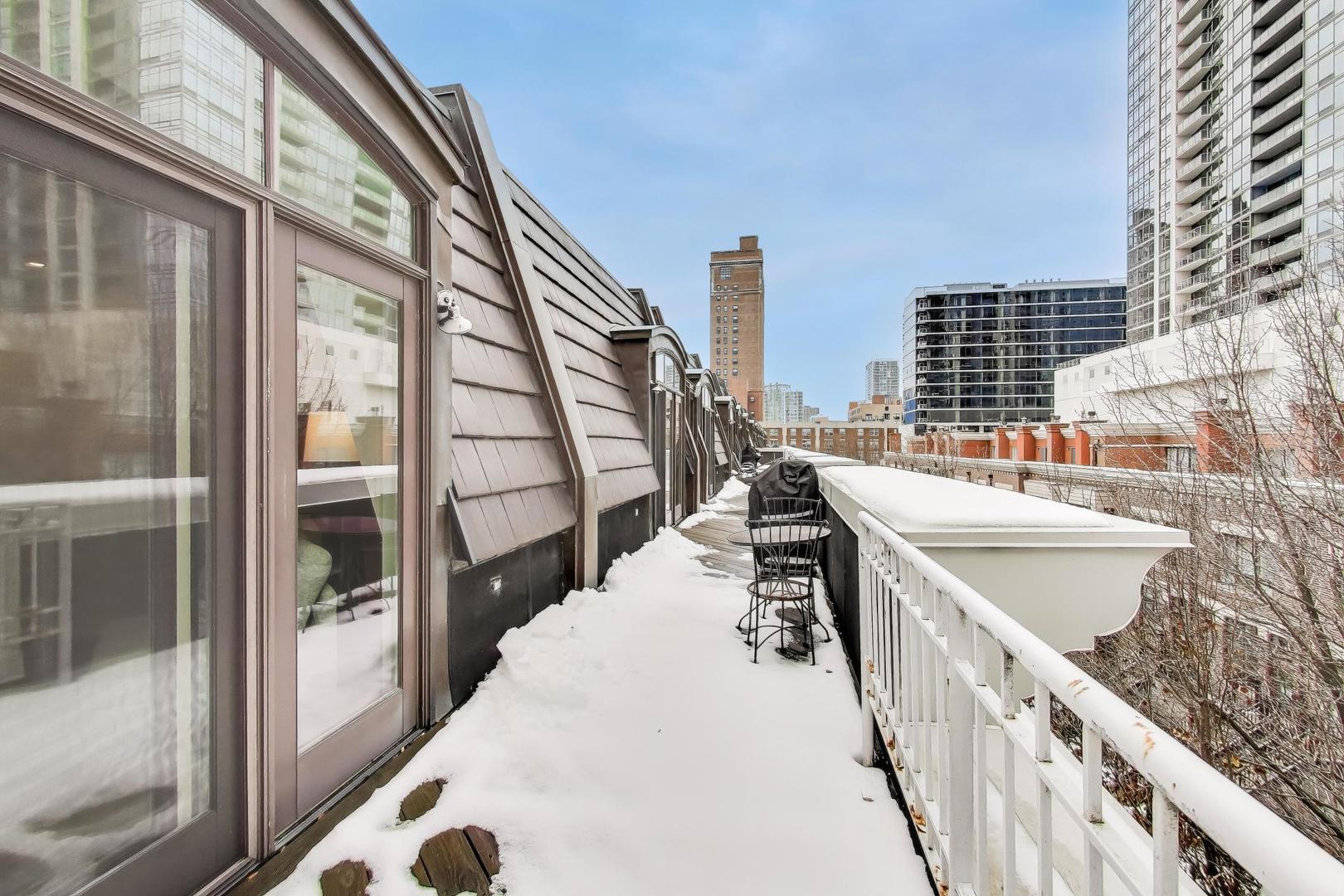 1327 S Indiana Parkway