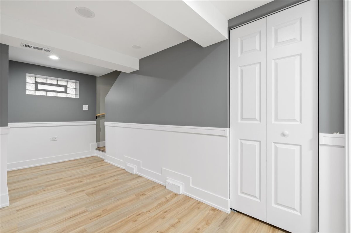 9737 S University Avenue