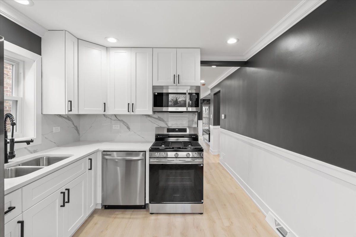 9737 S University Avenue