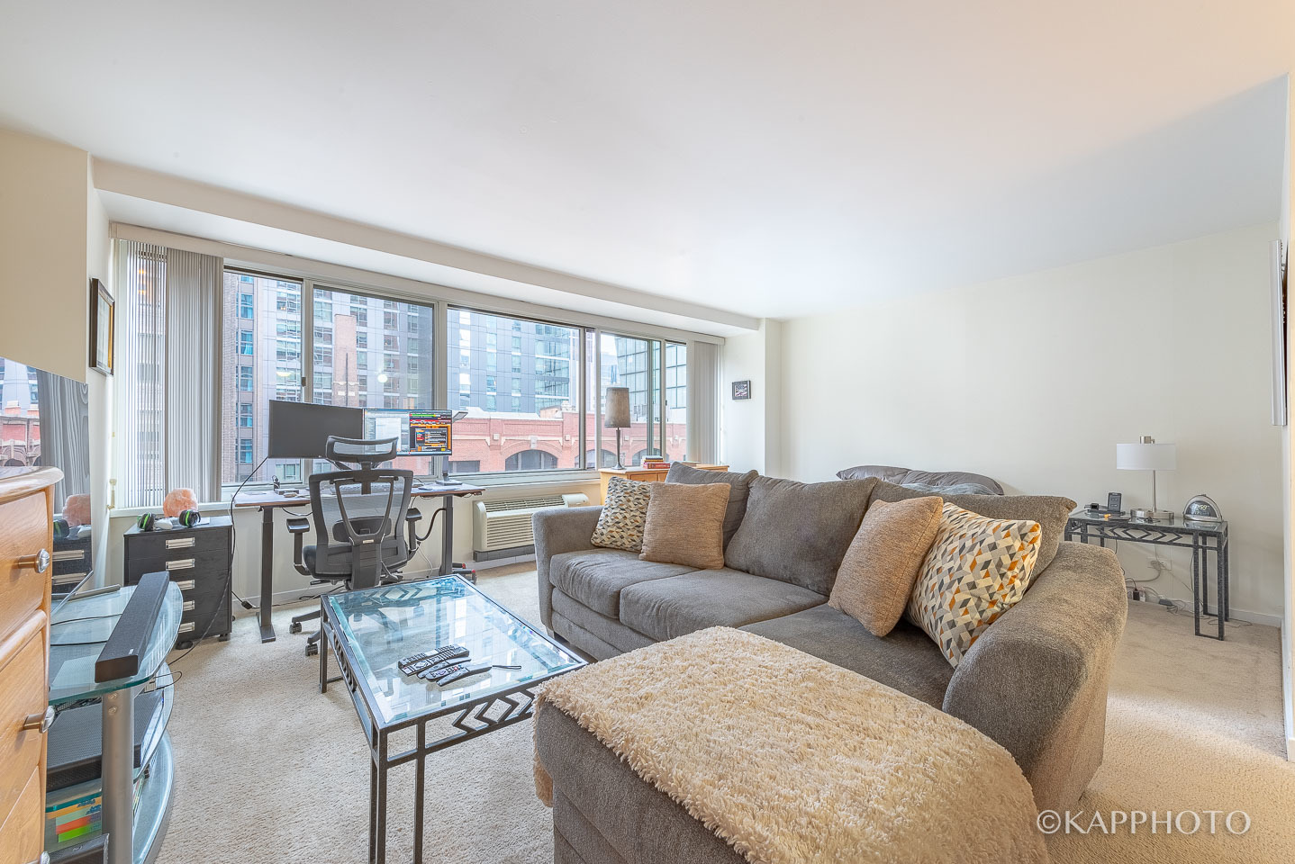 211 E Ohio Street Unit: 724