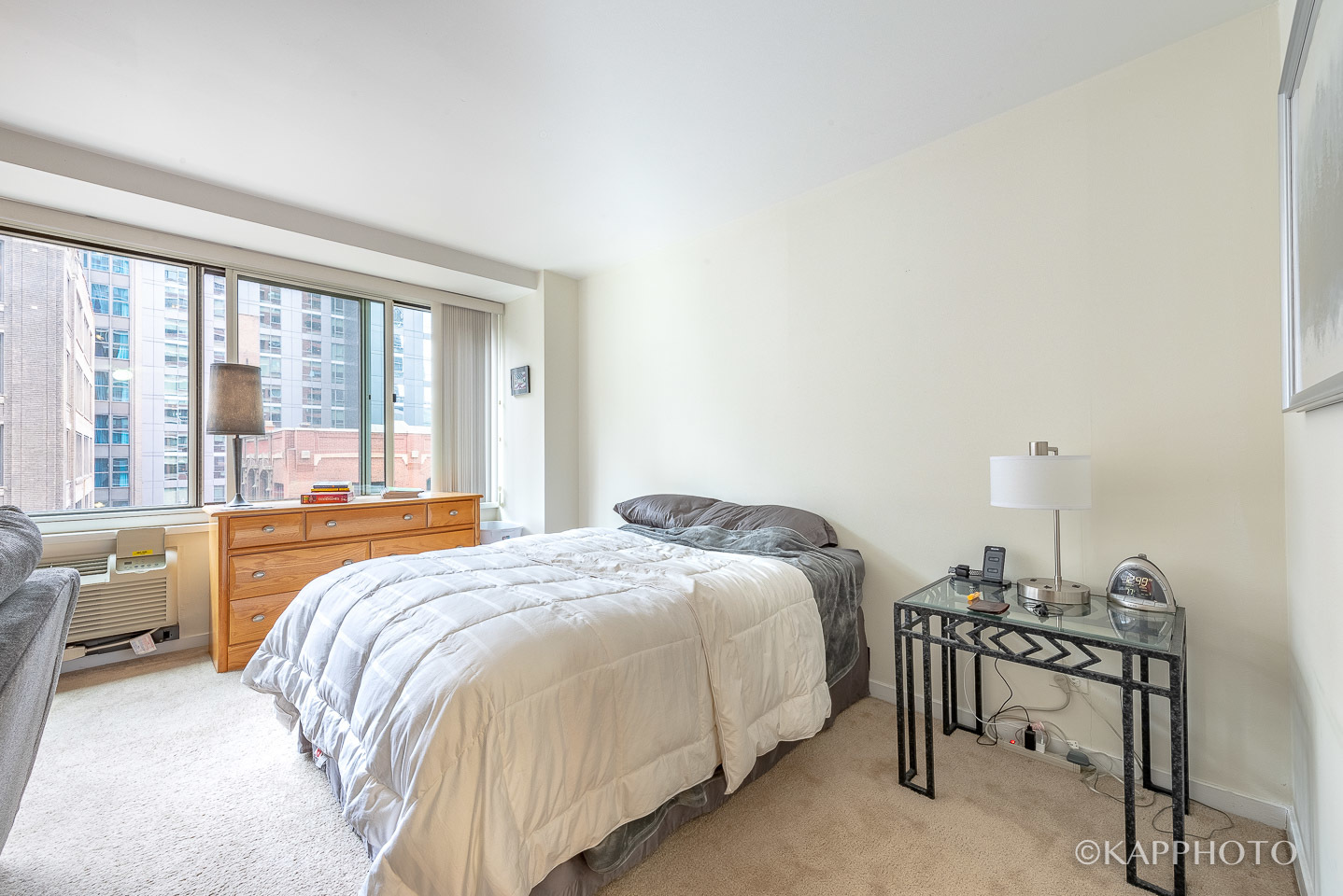 211 E Ohio Street Unit: 724