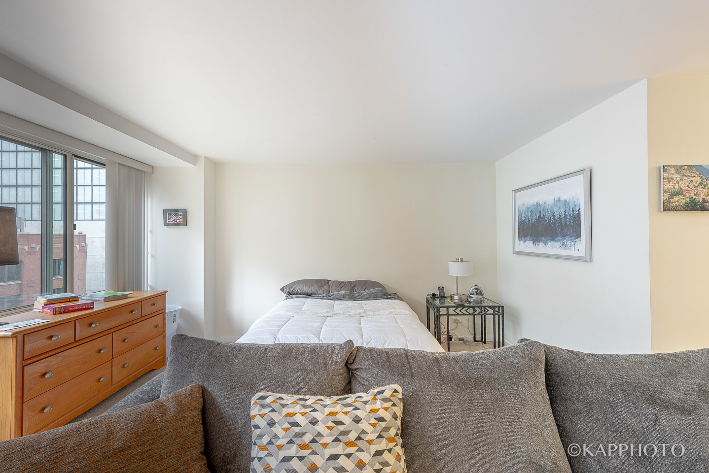 211 E Ohio Street Unit: 724
