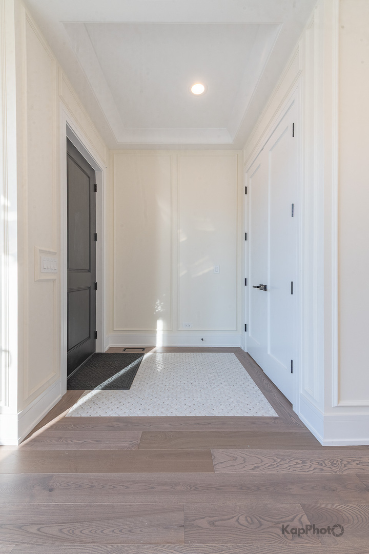 4015 N Albany Avenue