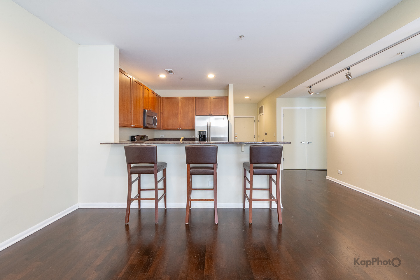 915 S Oak Park Avenue Unit: 1B