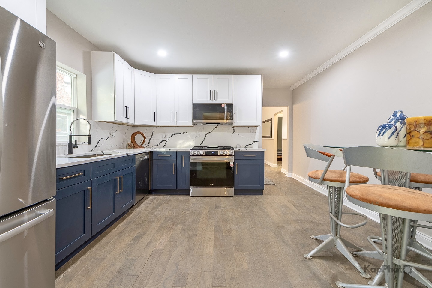 11935 S Stewart Avenue