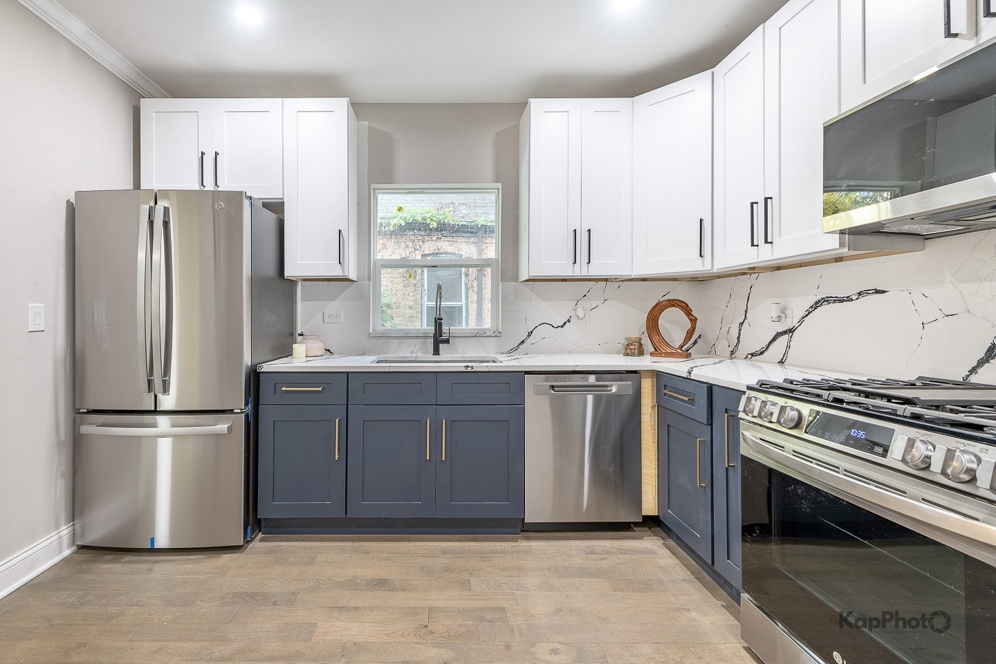 11935 S Stewart Avenue