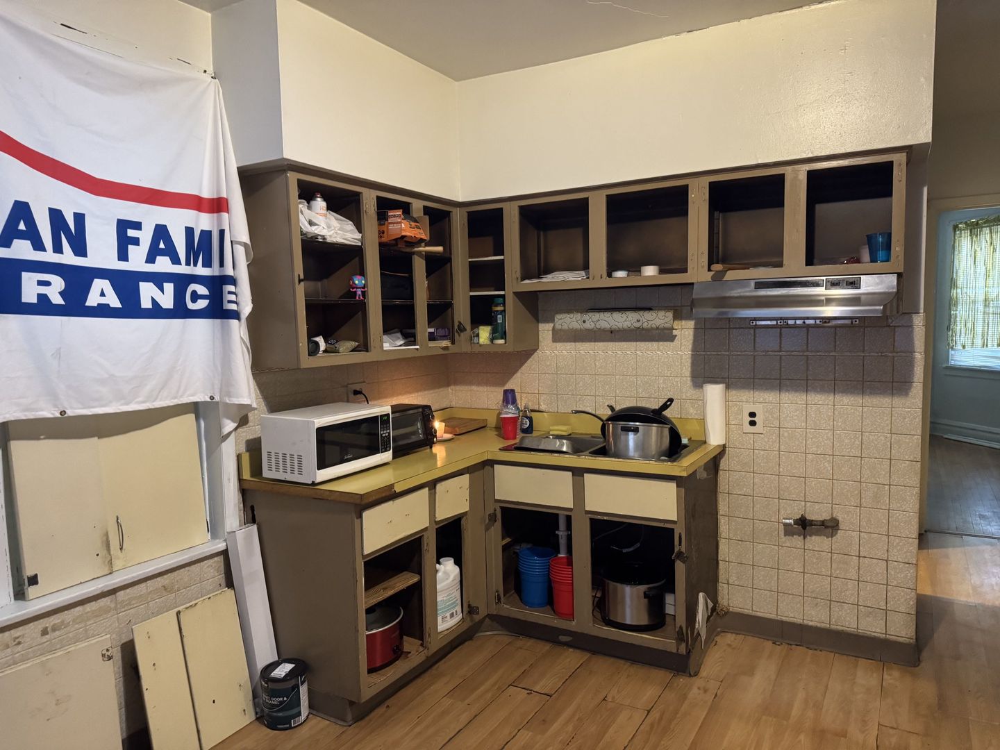 4717 S Rockwell Street