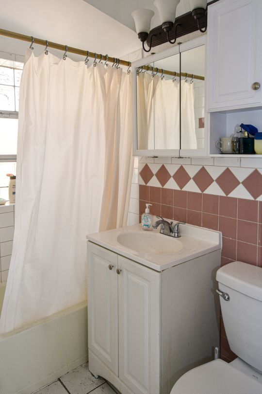 5036 S Leclaire Avenue